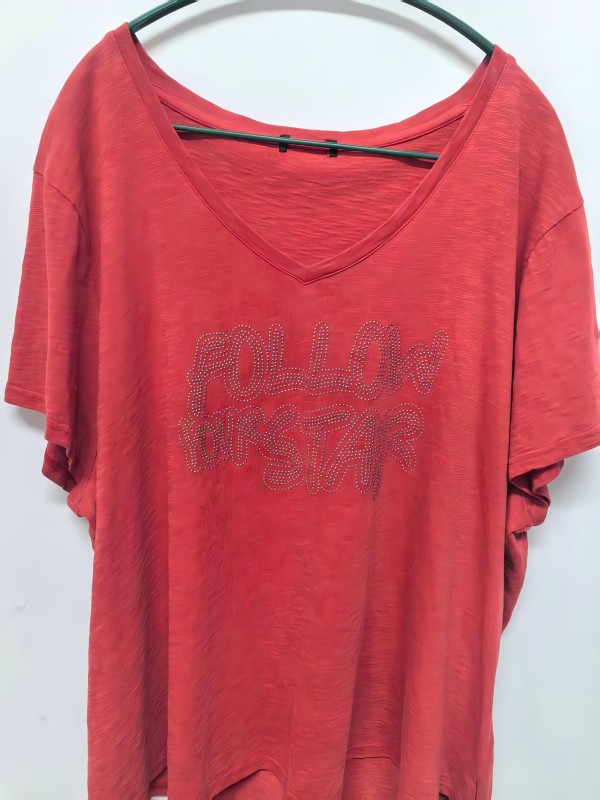 Women’s T-shirt